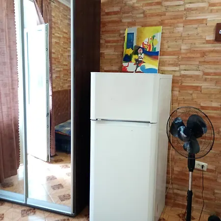 Apartment квартира-студия центр,жд вокзал,привоз Odesa